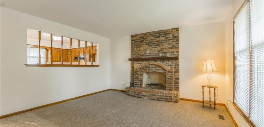 Homes for Sale in Pleasant Valley, MO 64068 | 8707  Brenda Lane