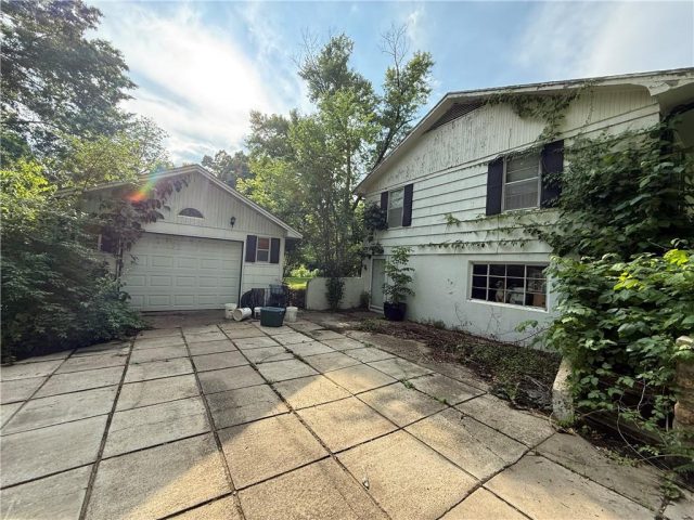 Homes for Sale in Pleasant Valley, MO 64068 | 6310  River Road