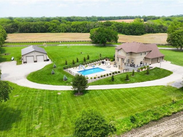 Homes for Sale in Kansas City, MO 64166 | 12400 NE Sherman Road