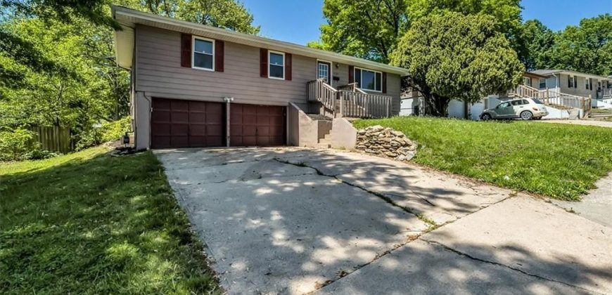Homes for Sale in Kansas City, MO 64119 | 5104 N Smalley Avenue