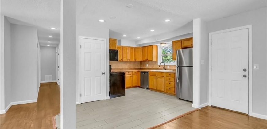 Homes for Sale in Kansas City, MO 64119 | 5104 N Smalley Avenue