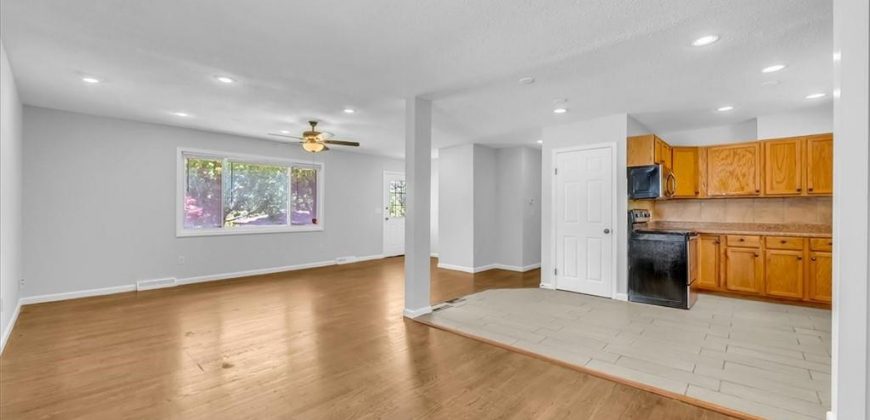 Homes for Sale in Kansas City, MO 64119 | 5104 N Smalley Avenue