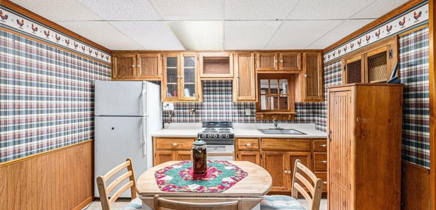 Homes for Sale in Smithville, MO 64089 | 308 E Meadow Street