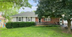 Homes for Sale in Smithville, MO 64089 | 308 E Meadow Street