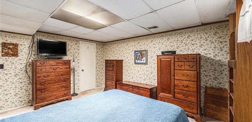 Homes for Sale in Smithville, MO 64089 | 308 E Meadow Street