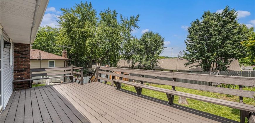 Homes for Sale in Smithville, MO 64089 | 308 E Meadow Street
