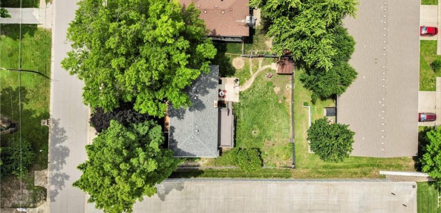 Homes for Sale in Smithville, MO 64089 | 308 E Meadow Street