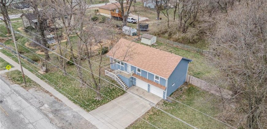 Homes for Sale in Kansas City, MO 64155 | 400 NE 114th Street