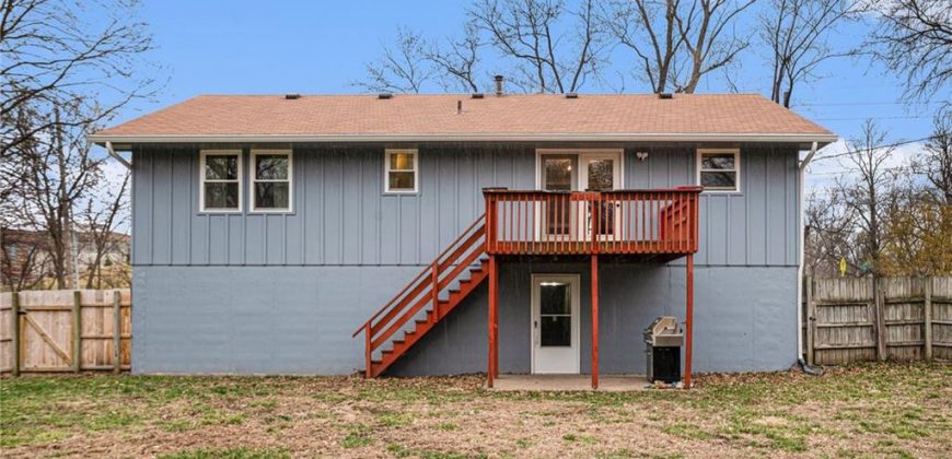 Homes for Sale in Kansas City, MO 64155 | 400 NE 114th Street
