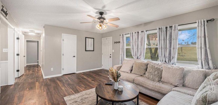 Homes for Sale in Kansas City, MO 64155 | 400 NE 114th Street