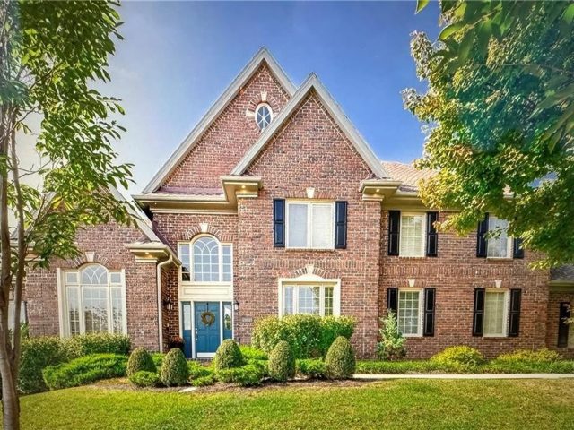 Homes for Sale in Kansas City, MO 64151 | 6000 N Cosby Court