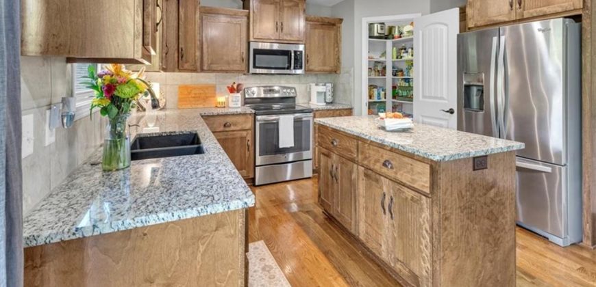 Homes for Sale in Kearney, MO 64060 | 1211  Clear Creek Drive