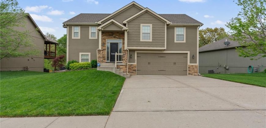 Homes for Sale in Kearney, MO 64060 | 1211  Clear Creek Drive