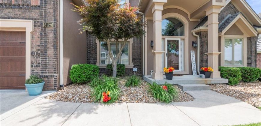 Homes for Sale in Parkville, MO 64152 | 8129  Clearwater Point