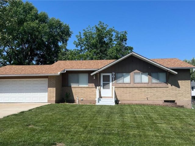 Homes for Sale in Kansas City, MO 64155 | 9012 N Oak Trafficway