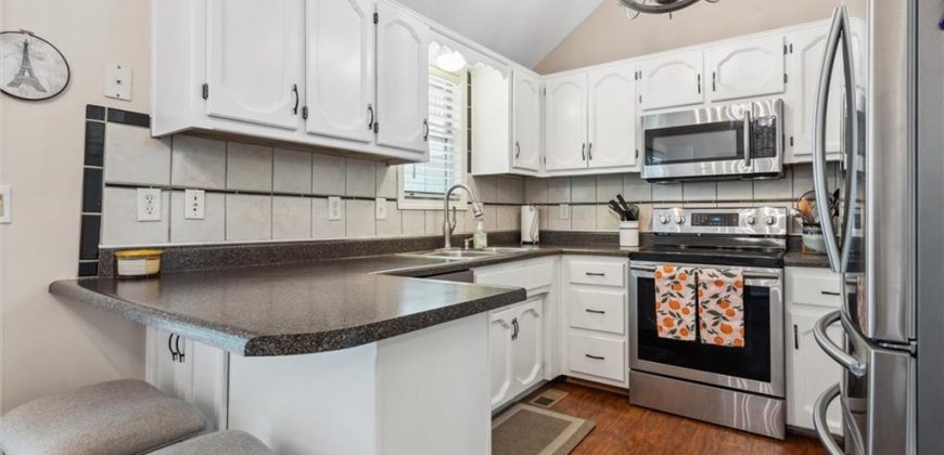 Homes for Sale in Kansas City, MO 64151 | 2104 NW 58th Street