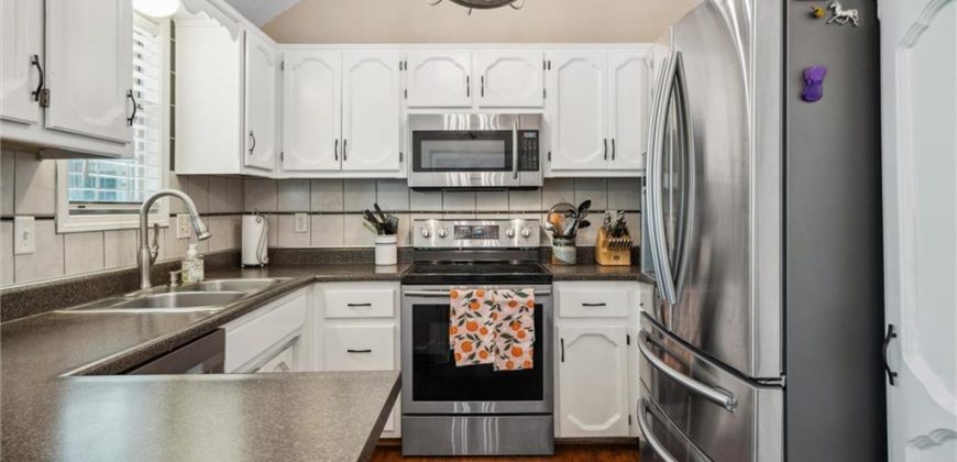 Homes for Sale in Kansas City, MO 64151 | 2104 NW 58th Street