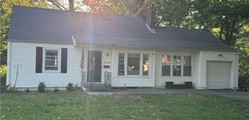 Homes for Sale in Kansas City, MO 64118 | 4944 N Brooklyn Avenue
