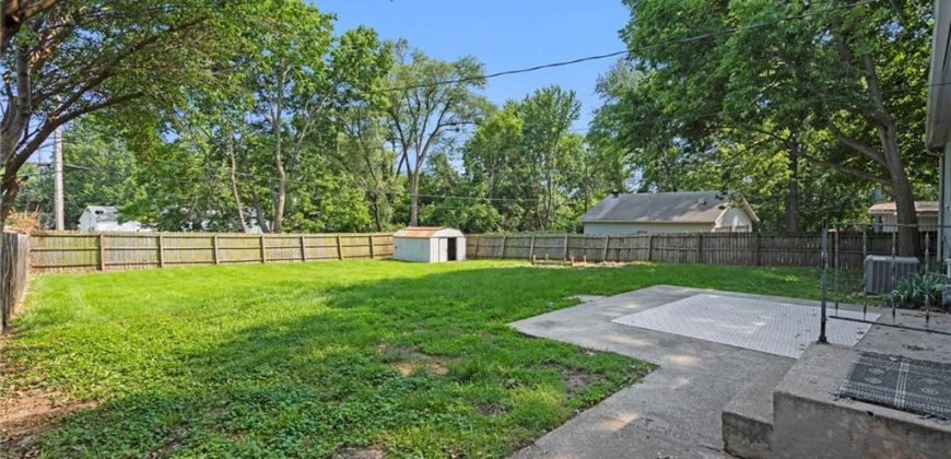 Homes for Sale in Liberty, MO 64068 | 819  REED Street