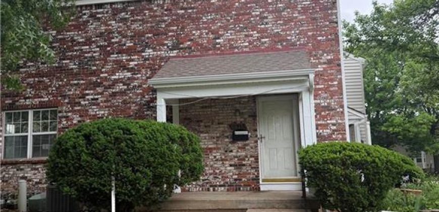 Homes for Sale in Gladstone, MO 64119 | 6815 N Askew Circle