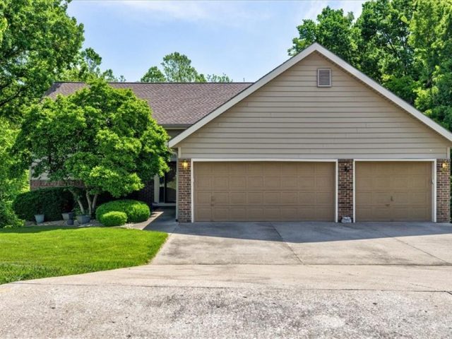 Homes for Sale in Kansas City, MO 64118 | 7421 N Wabash Terrace