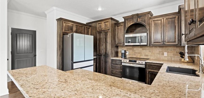 Homes for Sale in Kansas City, MO 64157 | 9602 N Oxford Court