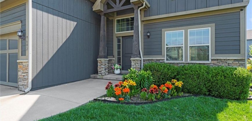 Homes for Sale in Kansas City, MO 64157 | 9602 N Oxford Court