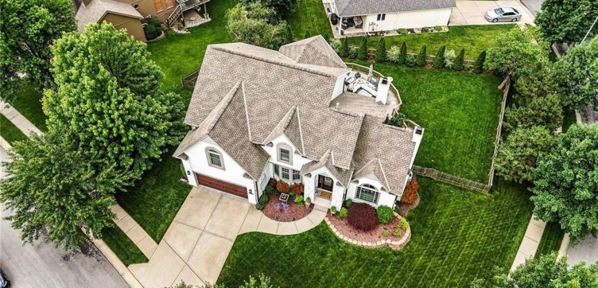 Homes for Sale in Kansas City, MO 64151 | 7912 NW Birch Lane