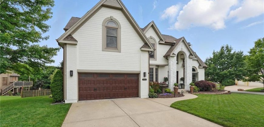 Homes for Sale in Kansas City, MO 64151 | 7912 NW Birch Lane