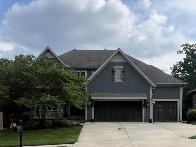 Homes for Sale in Parkville, MO 64152 | 14095 NW 60th Court