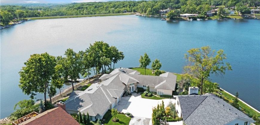 Homes for Sale in Lake Waukomis, MO 64151 | 223 NW North Shore Drive