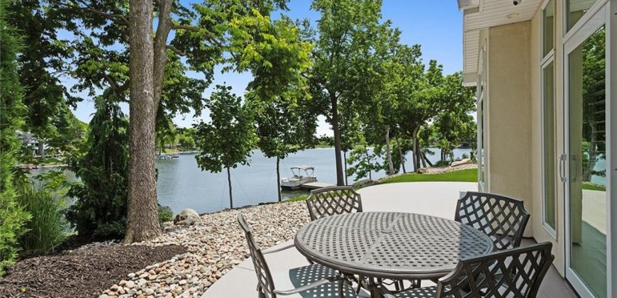 Homes for Sale in Lake Waukomis, MO 64151 | 223 NW North Shore Drive