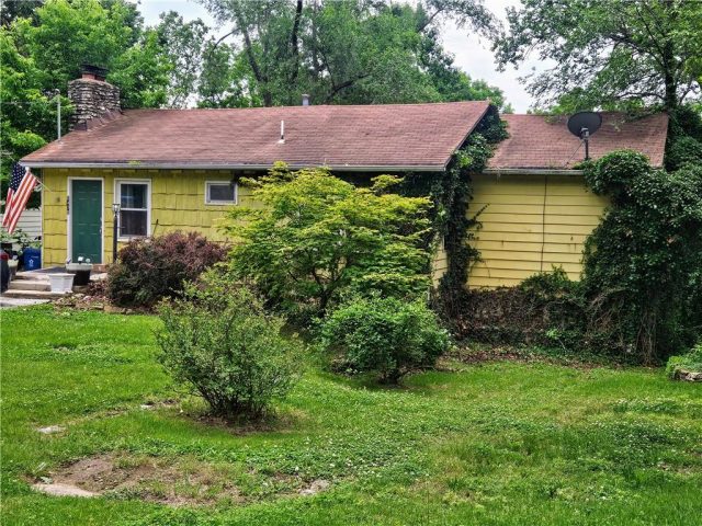 Homes for Sale in Houston Lake, MO 64151 | 5470 NW Venetian Drive