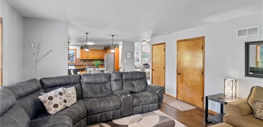 Homes for Sale in Kearney, MO 64060 | 1710  Sunset Drive