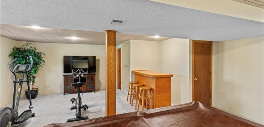 Homes for Sale in Kearney, MO 64060 | 1710  Sunset Drive