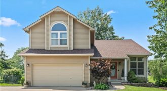 Homes for Sale in Kearney, MO 64060 | 1710  Sunset Drive