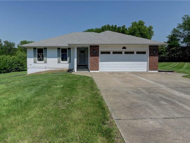 Homes for Sale in Camden Point, MO 64018 | 30  Woodson Avenue