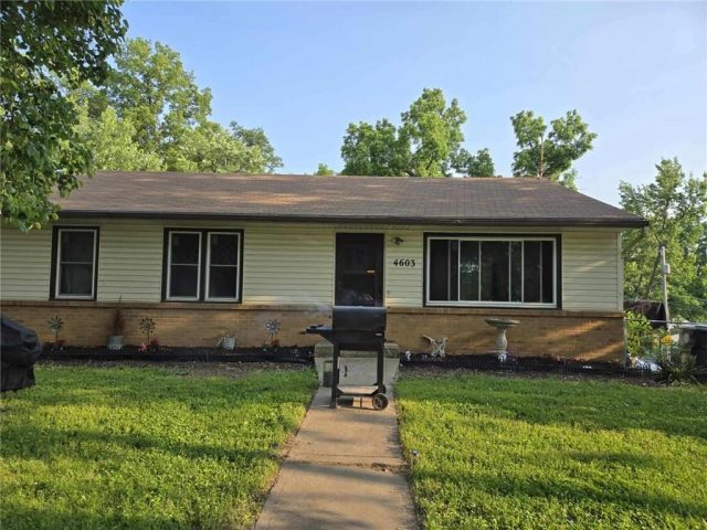 Homes for Sale in Kansas City, MO 64117 | 4603 NE 47th Terrace