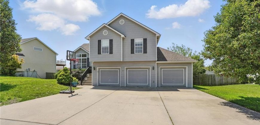Homes for Sale in Kansas City, MO 64154 | 3611 NW 87th Street