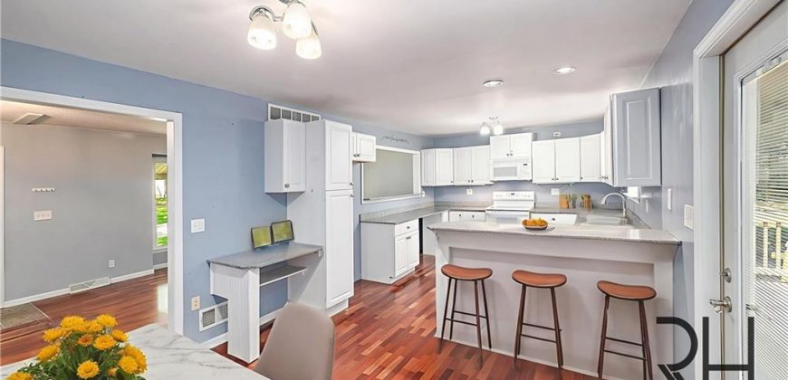 Homes for Sale in Kansas City, MO 64118 | 1600 NE 49th Terrace