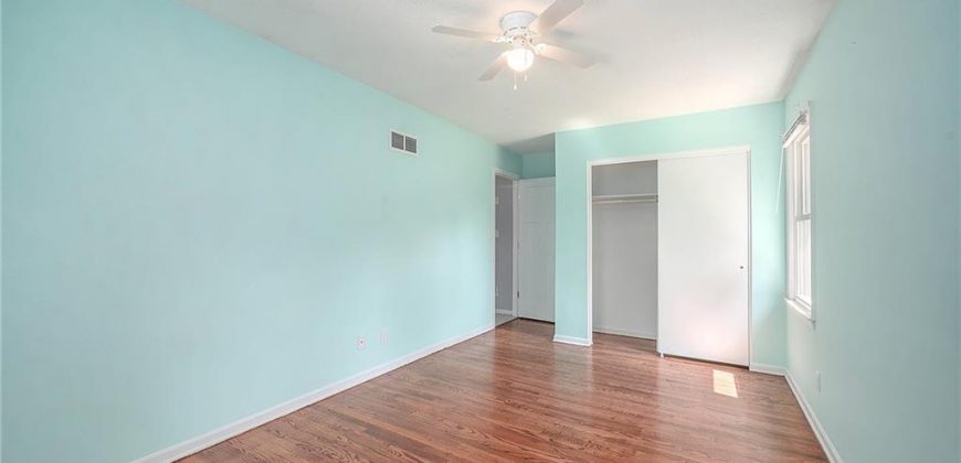 Homes for Sale in Kansas City, MO 64118 | 1600 NE 49th Terrace