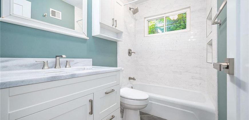 Homes for Sale in Kansas City, MO 64118 | 1600 NE 49th Terrace