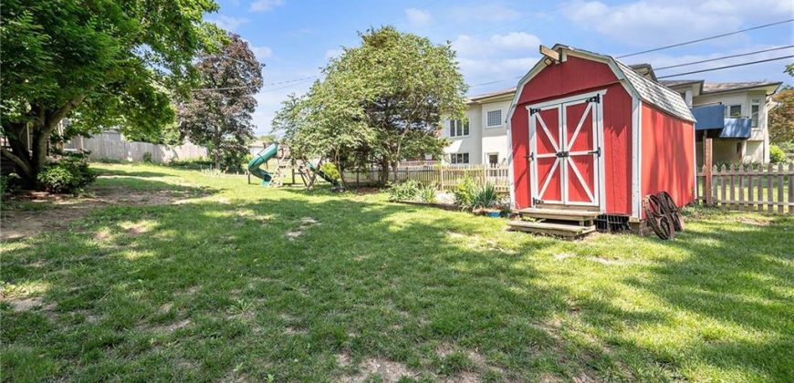 Homes for Sale in Kansas City, MO 64118 | 1600 NE 49th Terrace