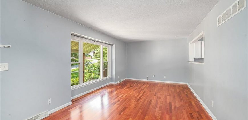 Homes for Sale in Kansas City, MO 64118 | 1600 NE 49th Terrace