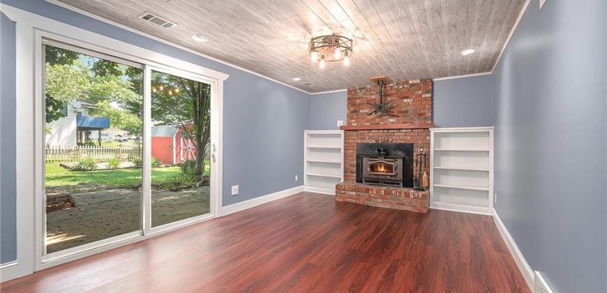Homes for Sale in Kansas City, MO 64118 | 1600 NE 49th Terrace