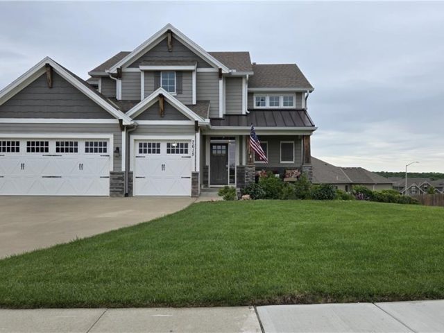 Homes for Sale in Kansas City, MO 64151 | 7615 N Merrimac Avenue