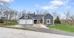 Homes for Sale in Smithville, MO 64089 | 302 W Summit Street