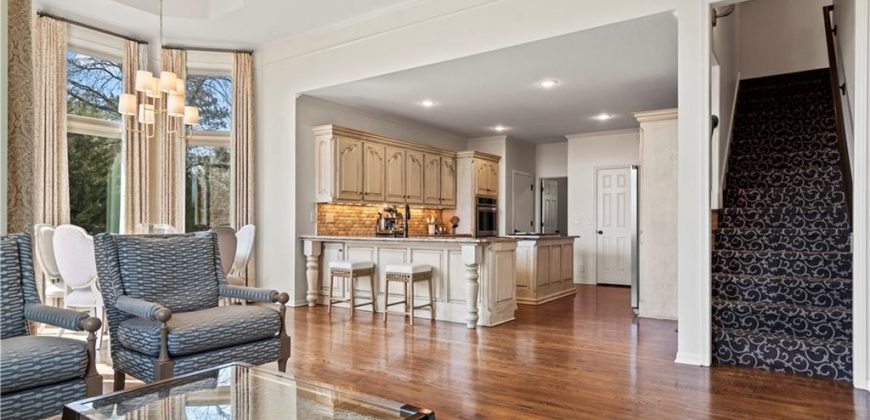 Homes for Sale in Kansas City, MO 64116 | 4319 N Mulberry Drive