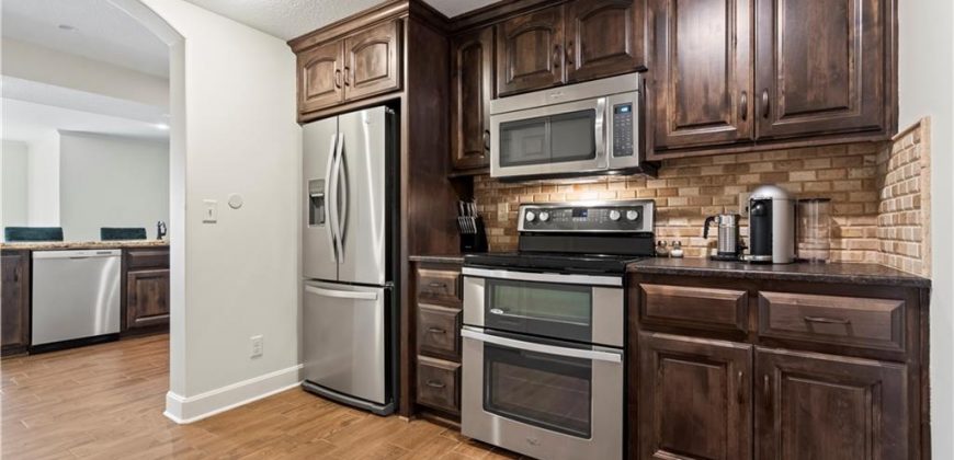 Homes for Sale in Kansas City, MO 64116 | 4319 N Mulberry Drive