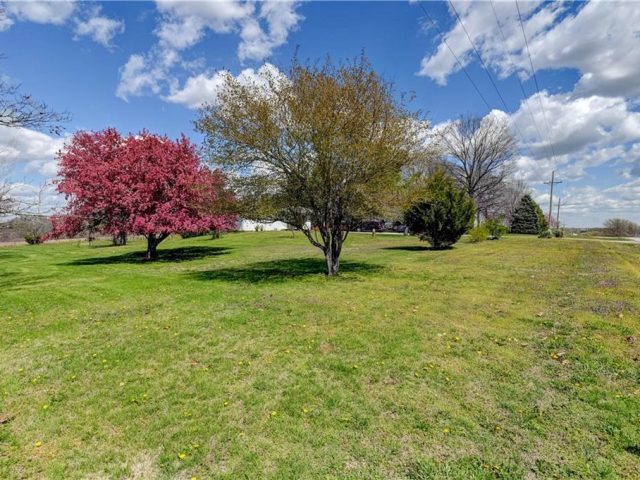 Homes for Sale in Dearborn, MO 64439 | 8620  County Z Road